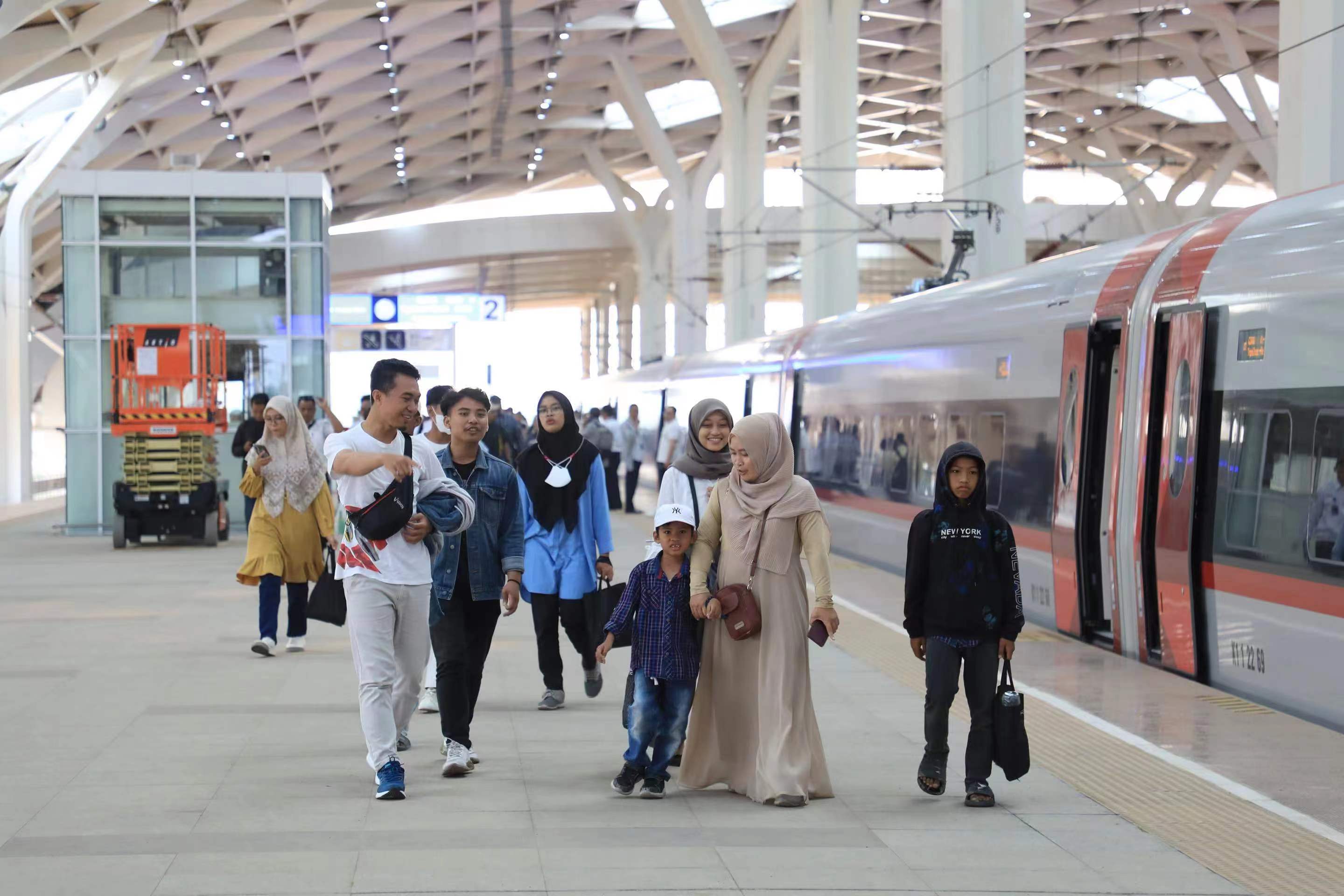 意昂注册：雅万高铁开通运营“满月”累计发送旅客38.3万人次